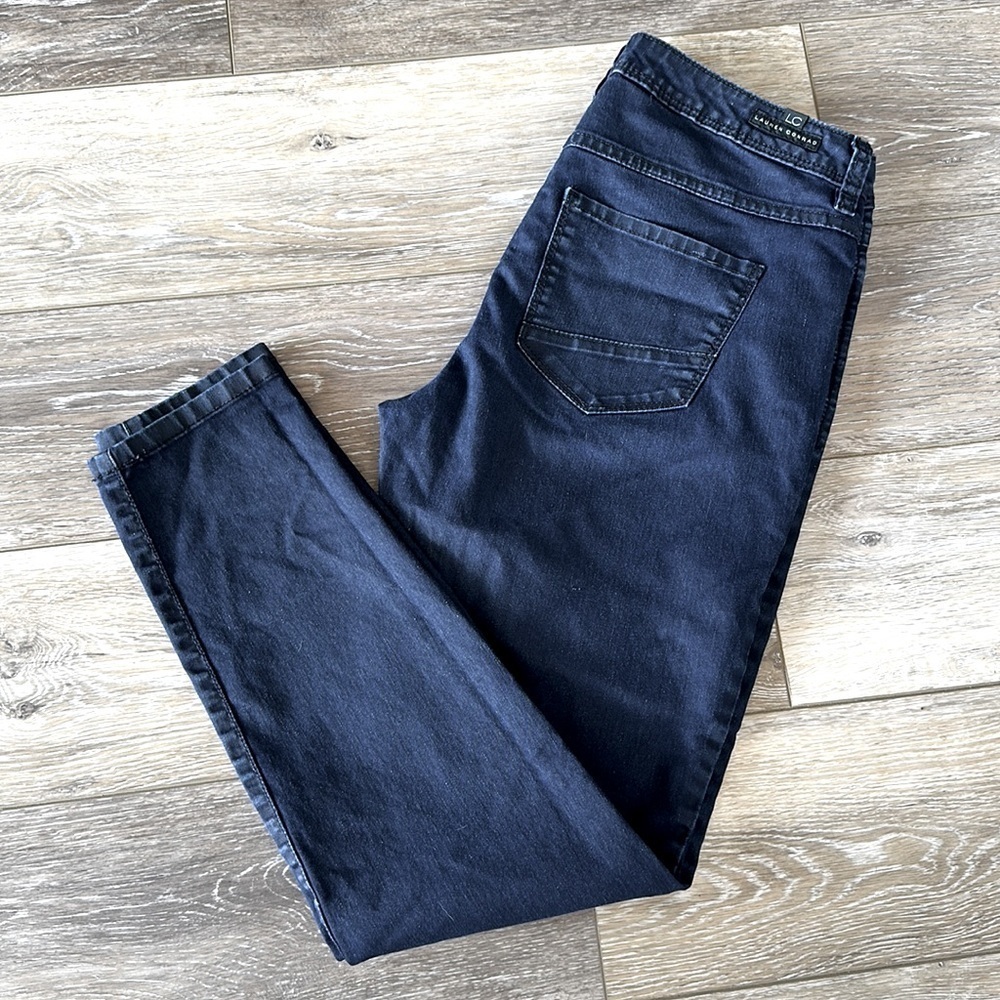 Lauren Conrad skinny jeans. Great condition.